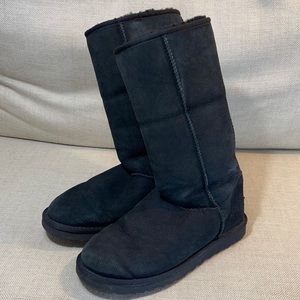 Women’s tall black UGG boots size 9